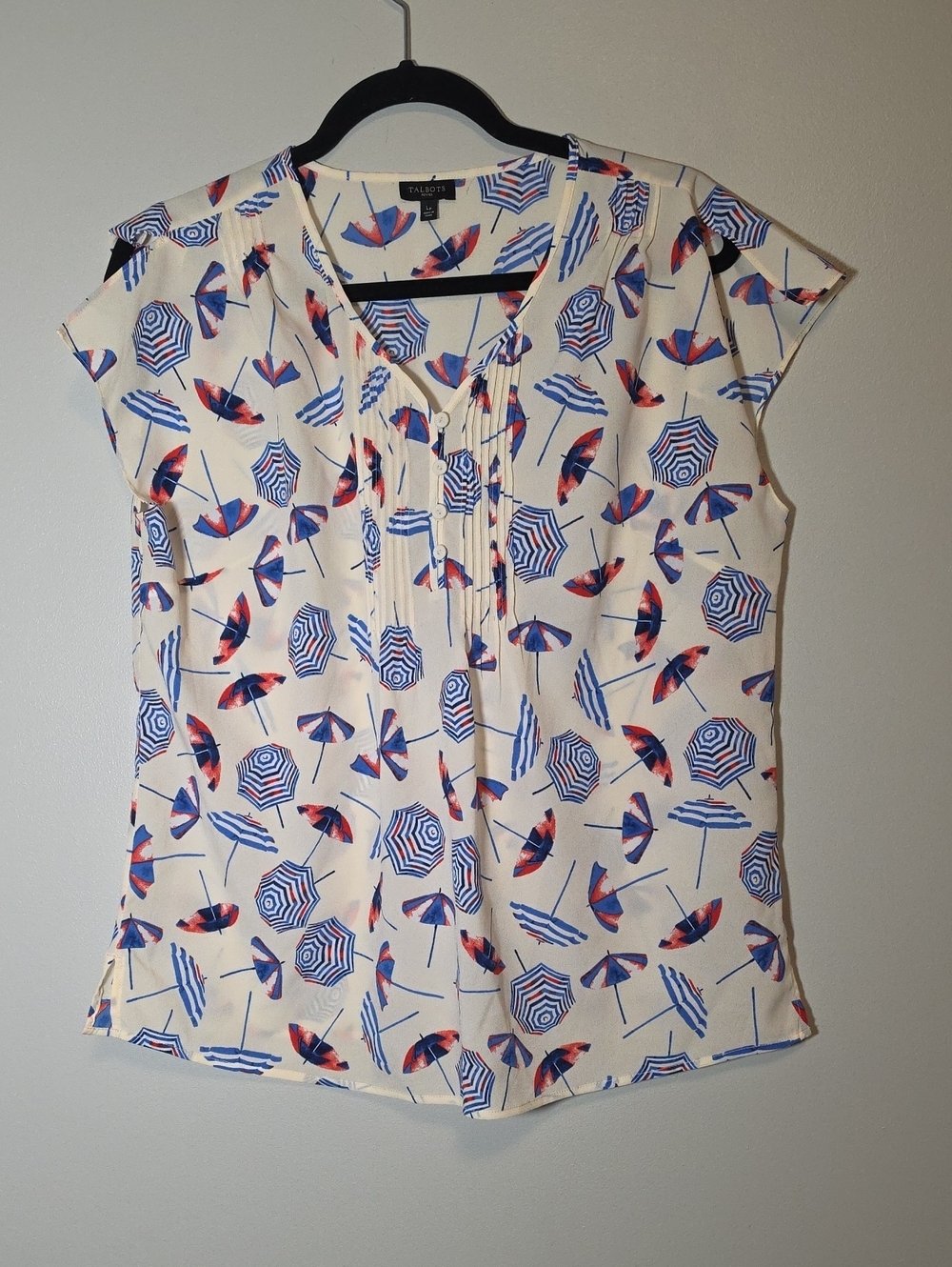 Talbots Cream Short Sleeve Beach Umbrella Print Blouse